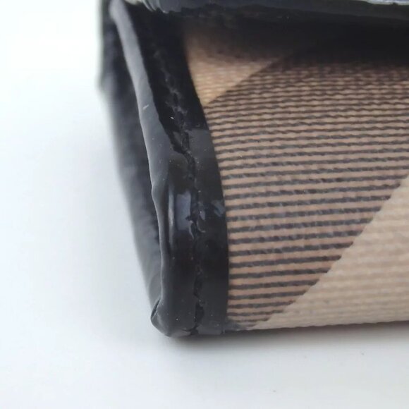 Authentic BURBERRY key holder leather [Used] - Picture 9 of 12